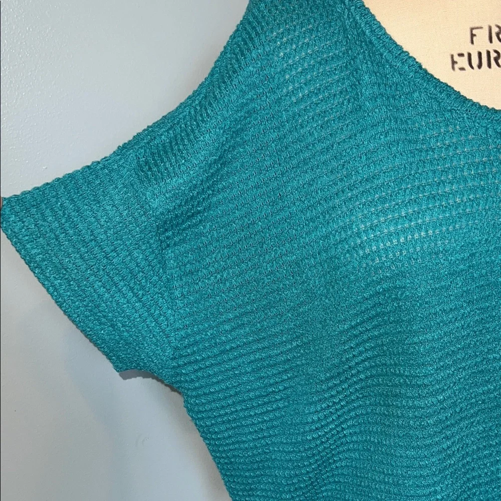 Zenana V-Neck Top Women L/XL‎ Teal Blue Excellent Textured Open Knit Bow Back - Picture 7 of 9